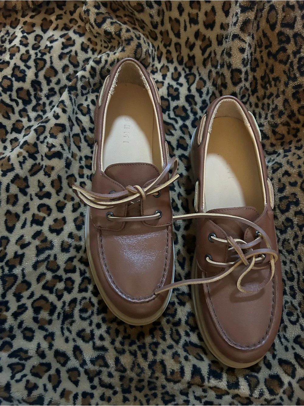 N/A classic brown